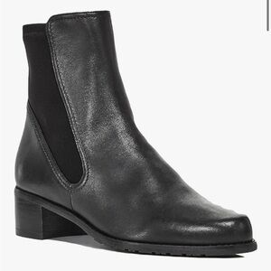Stuart Weitzman Lynelle Bootie 9